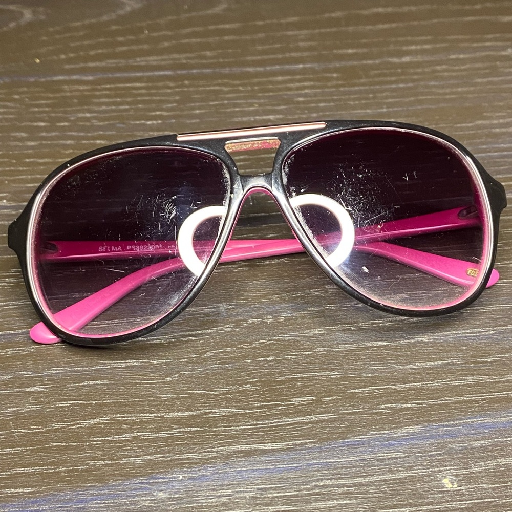 Black and Mauve Fossil Aviator Sunglasses